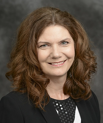 headshot of Renae Bjorg